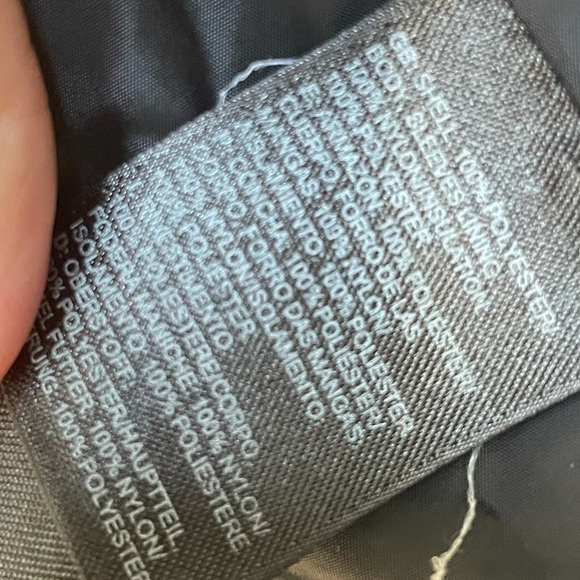 Men’s The North Face Camo style insulated jacket - Picture 3 of 7